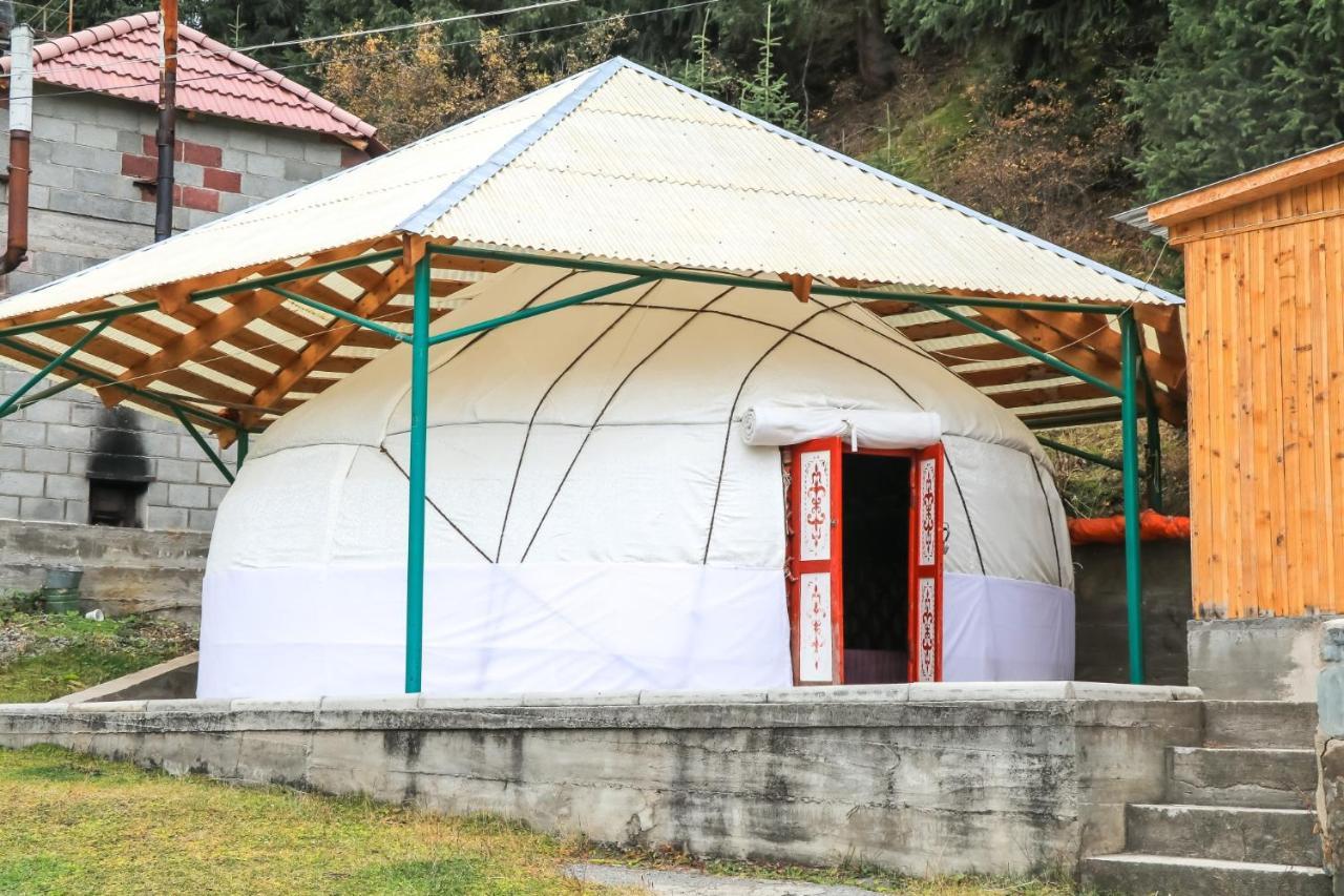 Toodoresort Karakol Exterior photo